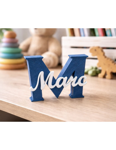 Nombre personalizado en letra decorativa