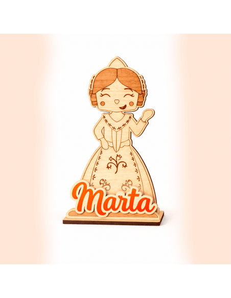 Figura fallera personalizada en madera con nombre en 3D